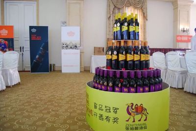 張?jiān)y手聯(lián)石華創(chuàng)開啟全面拓展，新品系北京首發(fā)引領(lǐng)市場新潮流